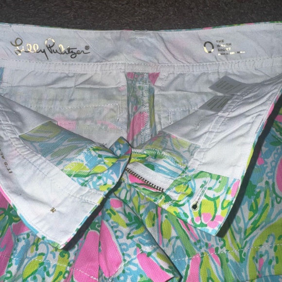 Lilly Pulitzer Walsh Short in Coconut Jungle - Picture 5 of 10